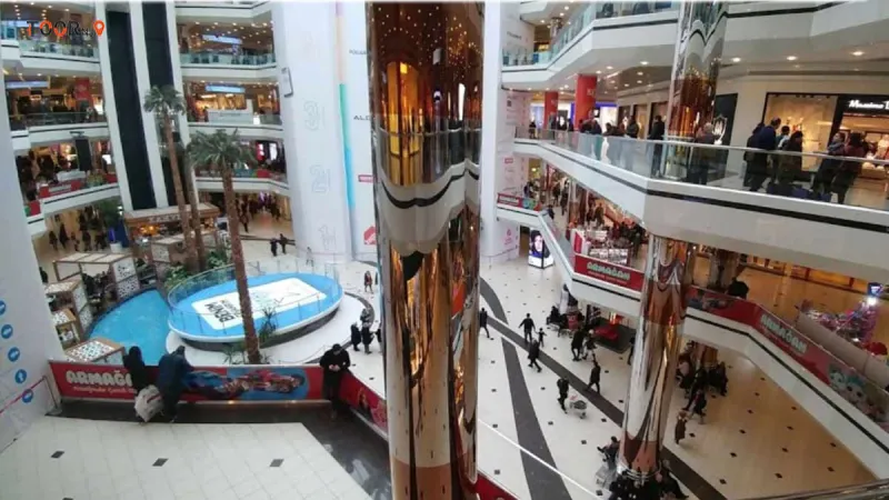 از میدان تکسیم به پاساژ جواهر